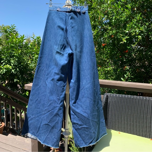 Vintage 70s WRANGLER High Rise Wide Leg Jeans size 25” Waist Back Belt Detail - Picture 6 of 11